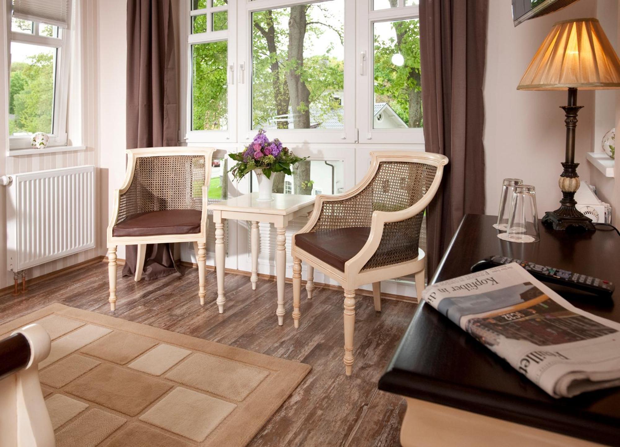 Hotel Bess Albersdorf  エクステリア 写真
