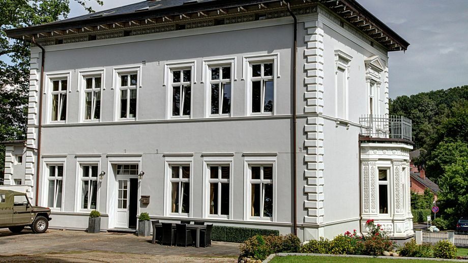 Hotel Bess Albersdorf  エクステリア 写真